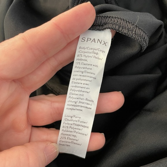 SPANX High Waisted Faux Leather Leggings M Black Pebbled Texture Yoga Athleisure - Picture 13 of 14